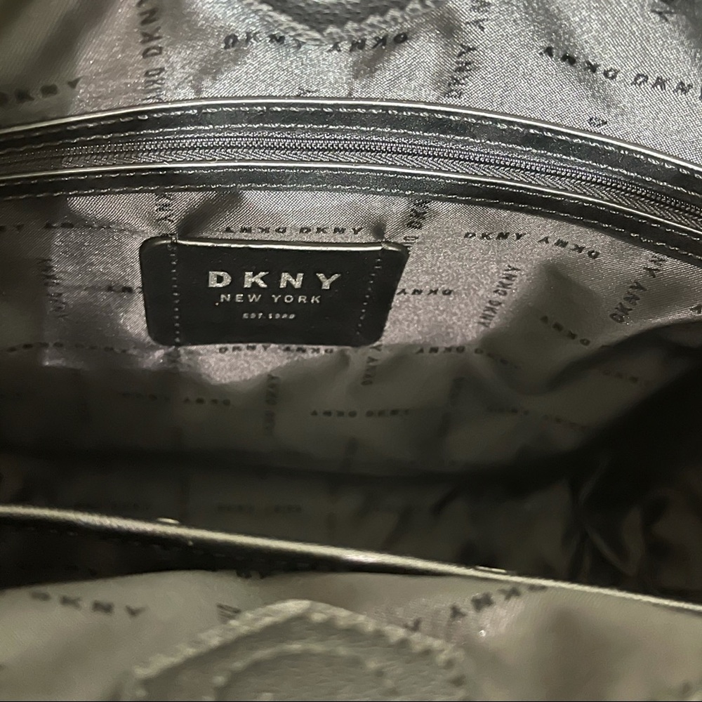 DKNY New York Tote with Removable Adjustable Strap - Picture 8 of 16